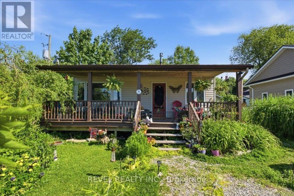 Kitchen - 13 Winger Drive, Haldimand, ON N0A1P0 Photo 2