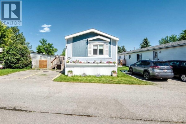 130, 6724 17 Avenue Se, Calgary, AB, photo 2