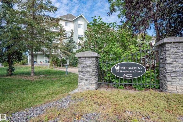 #130 50 Woodsmere Cl, Fort Saskatchewan, AB, photo 2