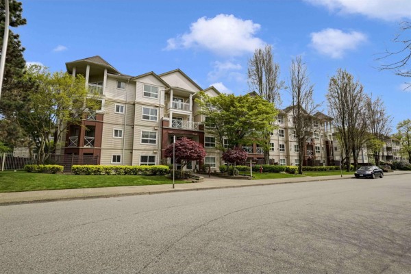 130 8068 120a Street, Surrey, BC V3W3P3 Photo 2