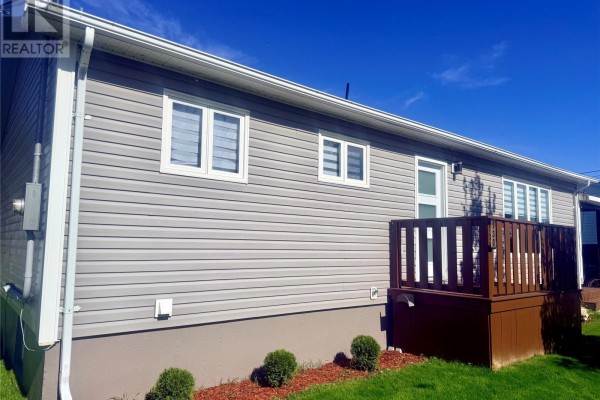 Bath (# pieces 1-6) - 130 Bayview Road, Springdale, NL A0J1T0 Photo 3