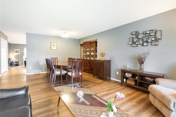 Primary Bedroom - 130 Birchbark Bay, Winnipeg, MB R2V4P3 Photo 5