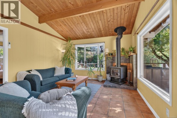 Entrance - 130 Booth Canal Rd, Salt Spring, BC V8K2N3 Photo 3