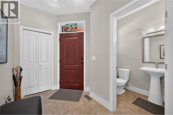 Foyer - 130 Colebrook Road Unit# 85, Kamloops, BC V1S0B4 Photo 4