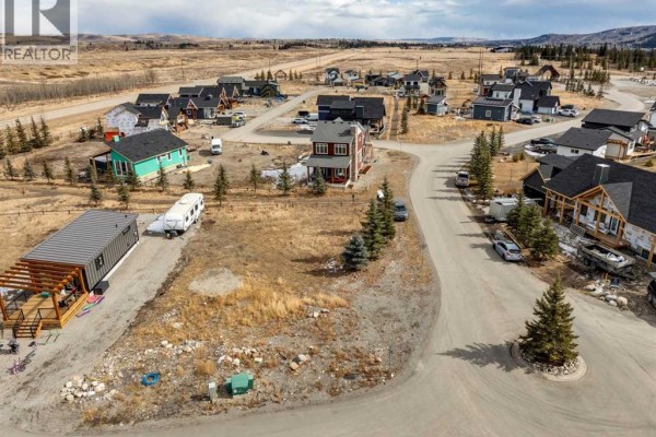 130 Cottageclub Court, Rural Rocky View County, AB, photo 2