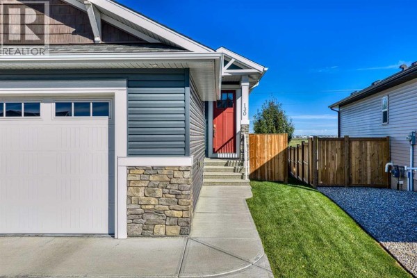 4pc Bathroom - 130 Drake Landing Gardens, Okotoks, AB T1S0P9 Photo 2