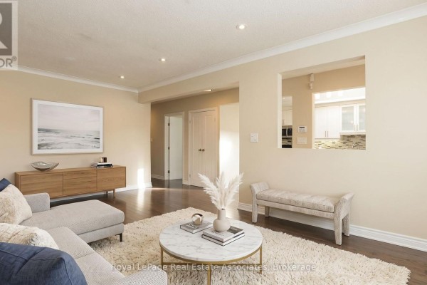 Bedroom 2 - 130 Grandview Avenue, Markham, ON L3T1H6 Photo 5
