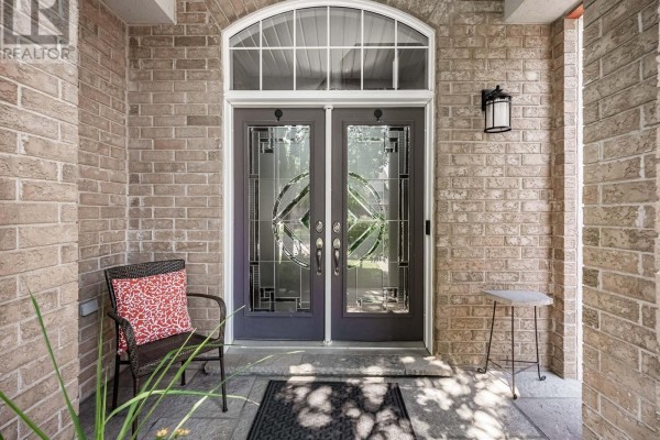 130 Innville Crescent, Oakville, ON, photo 2
