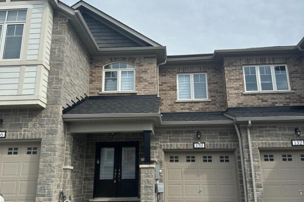 130 Sapphire Way, Thorold, ON, photo 2