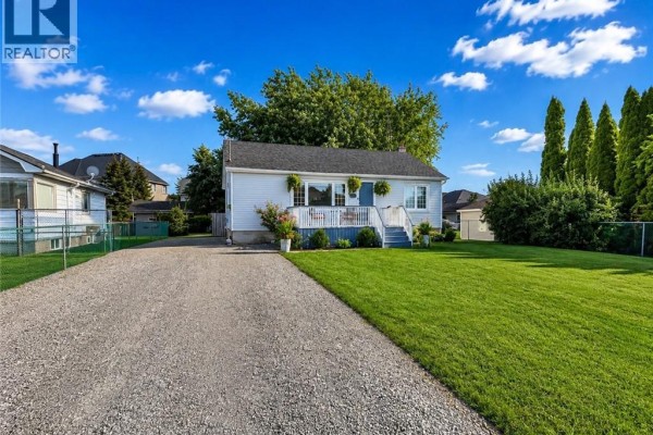 1300 Barton Street, Stoney Creek, ON, photo 2