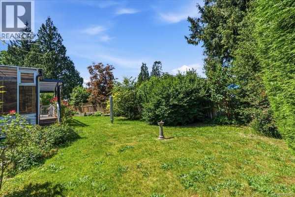 Bedroom - 1300 Churchill Pl, Ladysmith, BC V9G1S7 Photo 2