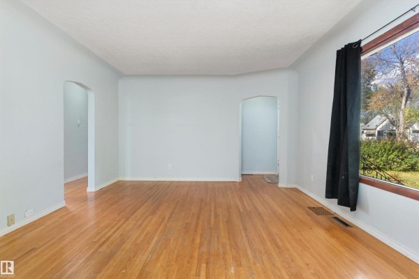 Bedroom 2 - 13003 Sherbrooke Av Nw, Edmonton, AB T5L4E6 Photo 5