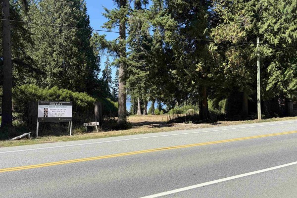 13005 Crescent Road, Surrey, BC V4P1J6 Photo 5