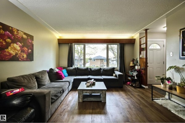 Bedroom 4 - 13008-13010 102 St Nw, Edmonton, AB T6H4B2 Photo 4