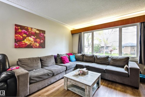 Bedroom 5 - 13008-13010 102 St Nw, Edmonton, AB T6H4B2 Photo 5