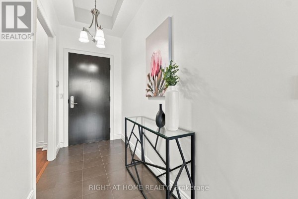 Kitchen - 1301 - 1135 Royal York Road, Toronto, ON M9A0C3 Photo 3