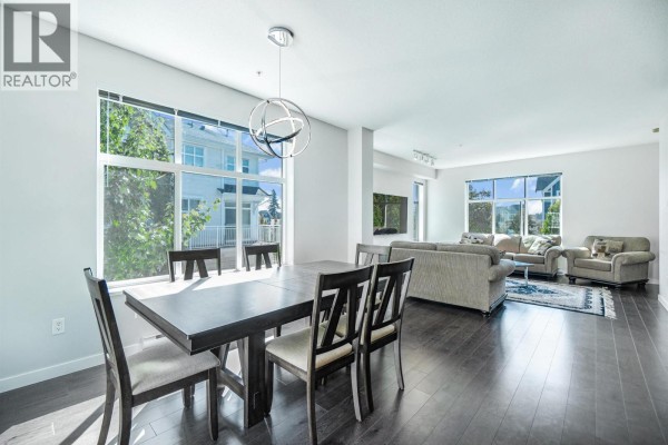 1301 11295 Pazarena Place, Maple Ridge, BC V2X4K9 Photo 4