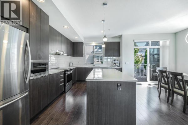 1301 11295 Pazarena Place, Maple Ridge, BC V2X4K9 Photo 5