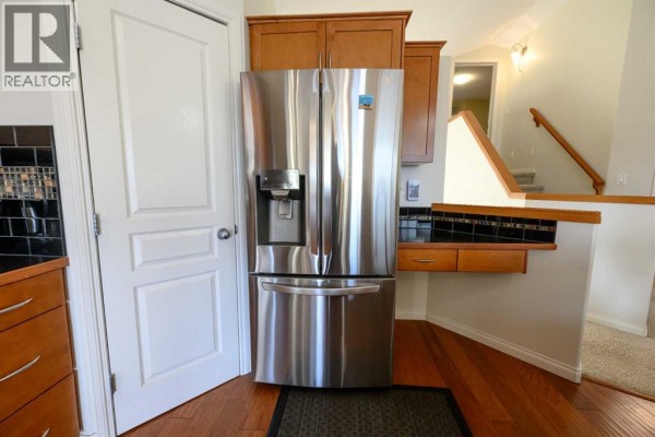 4pc Bathroom - 13017 89 Street, Grande Prairie, AB T8X1V9 Photo 5