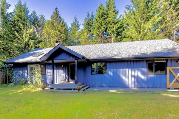 1302 Adams Road, Bowen Island, BC V0N1G2 Photo 3
