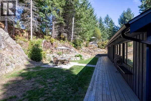 1302 Adams Road, Bowen Island, BC V0N1G2 Photo 5
