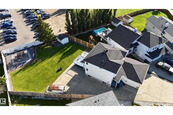 13023 Hudson Wy Nw, Edmonton, AB, photo 3