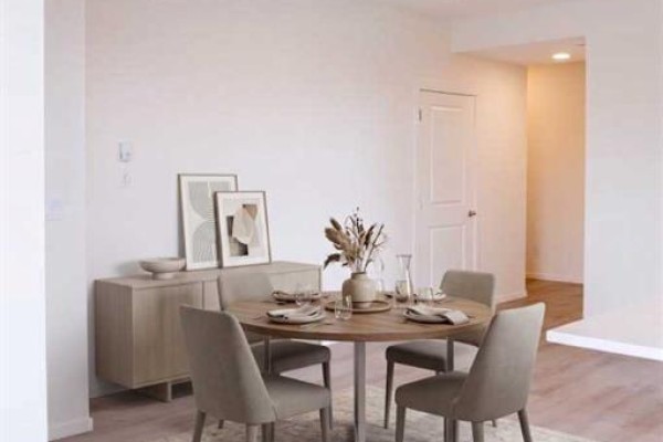 Dining room - 1303, 47 Creekview Gardens Sw, Calgary, AB T2X6K7 Photo 2