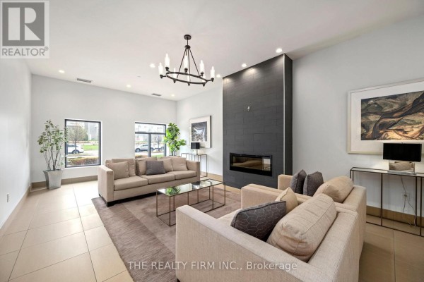 1303 - 240 Villagewalk Boulevard, London North, ON, photo 3