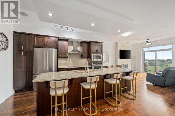 Living room - 1303 - 240 Villagewalk Boulevard, London North, ON N6G0P6 Photo 4