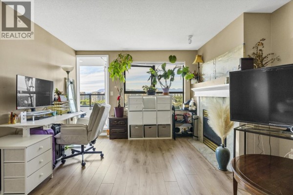 1303 6611 Cooney Road, Richmond, BC V6Y4C5 Photo 2