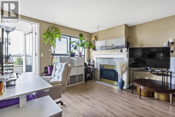 1303 6611 Cooney Road, Richmond, BC V6Y4C5 Photo 3