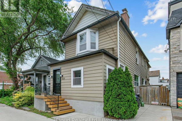 Other - 1303 Woodbine Avenue, Toronto, ON M4C4E8 Photo 3