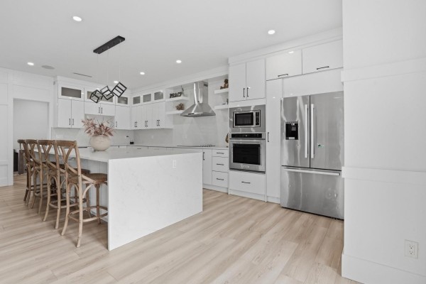 13034 63a Avenue, Surrey, BC V3X2E5 Photo 2