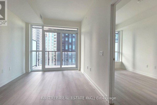 1304 - 110 Broadway Avenue, Toronto, ON M4P1V7 Photo 2