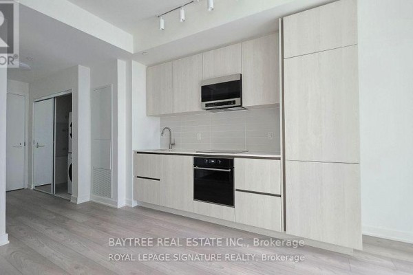 1304 - 110 Broadway Avenue, Toronto, ON M4P1V7 Photo 5