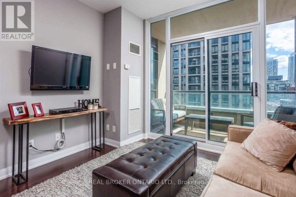 Dining room - 1304 - 88 Broadway Avenue, Toronto, ON M4P0A5 Photo 2