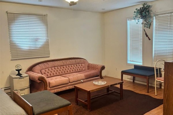 1304 Park Avenue E, Esterhazy, SK S0A0X0 Photo 4