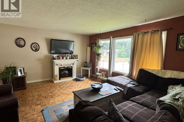 Bedroom 3 - 1304 Raven Street, Stewart, BC V0T1W0 Photo 5