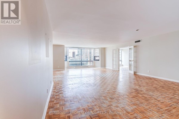 Bedroom 2 - 1305 - 1166 Bay Street, Toronto, ON M5S2X8 Photo 5