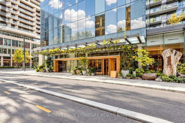 Kitchen - 1305 - 552 Wellington Street W, Toronto, ON M5V2V5 Photo 3