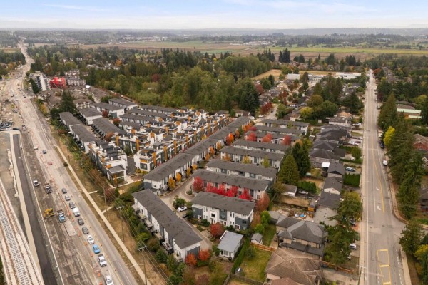 1305 16433 Watson Drive, Surrey, BC V4N6R9 Photo 4