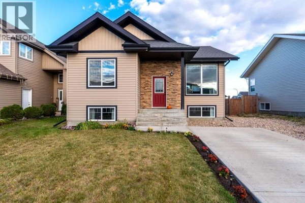 Primary Bedroom - 1305 47a Avenue, Lloydminster, SK S9V2G6 Photo 4