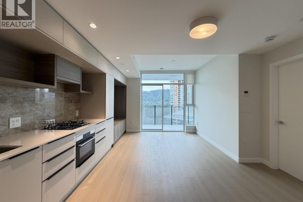 1305 612 Elmwood Street, Coquitlam, BC V3J0W1 Photo 3