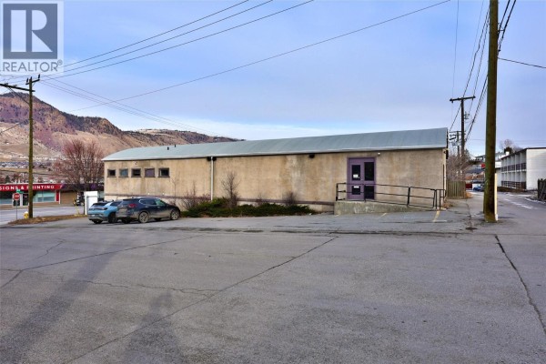 1305 Battle Street, Kamloops, BC, photo 3
