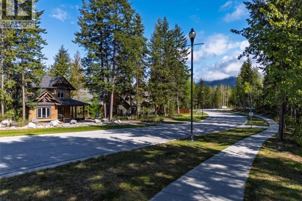 Primary Bedroom - 1305 Stoney Lane Road, Golden, BC V0A1H3 Photo 3