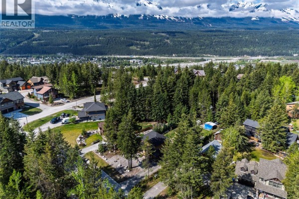 Kitchen - 1305 Stoney Lane Road, Golden, BC V0A1H3 Photo 5