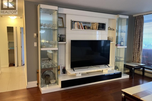 1306 2060 Bellwood Avenue, Burnaby, BC V5B4V2 Photo 3