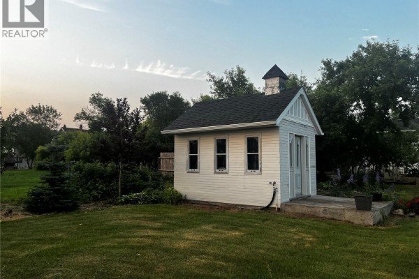 Den - 1306 Assiniboia Avenue, Grenfell, SK S0G2B0 Photo 5