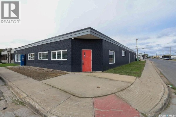 Commercial for sale at 1306 Hamilton Street, Regina, SK - MLS® HLqY2b