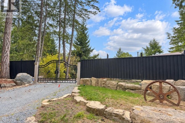 Entrance - 1306 Harrison Way, Gabriola Island, BC V0R1X2 Photo 5